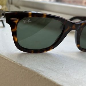 Tortoiseshell Ray-Ban Wayfarers